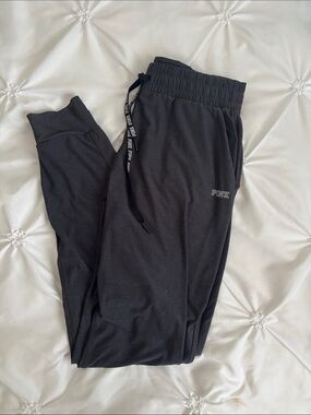 PINK Victoria's Secret Women’s Charcoal Black Athletic Joggers